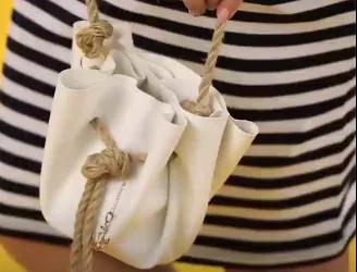 用旧衣服改造挎包