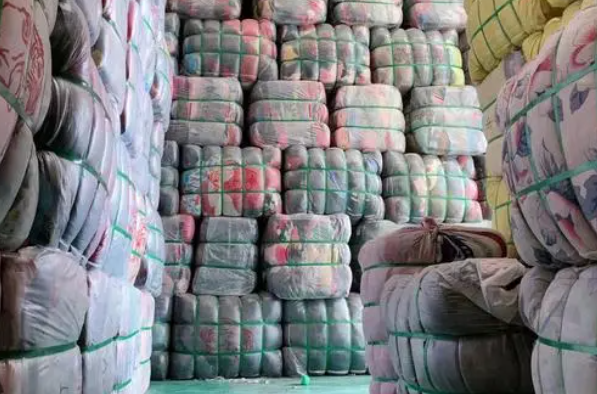 回收旧衣服公司