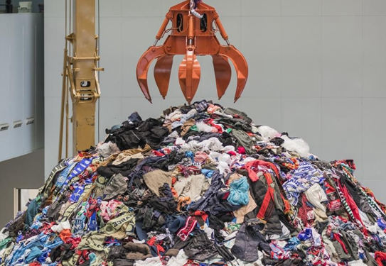 旧衣服产量大回收难