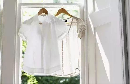 衣服发黄怎么恢复