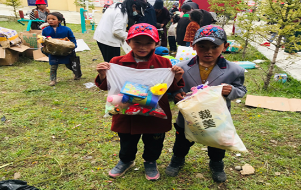 找回收旧衣服平台注意什么