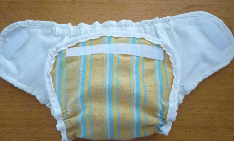 旧衣服做尿布巾