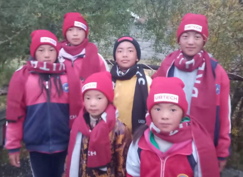 627f2514-48c1-4089-a340-38130b51f1dc